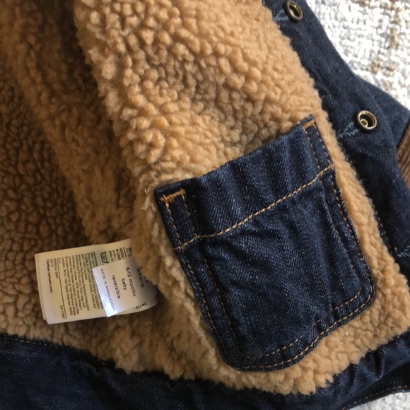 Adorable gender neutral baby jacket 6-12 months- baby gap - Picture 5 of 6